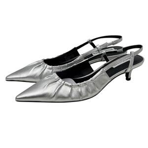 Steve Madden Syrie Sling Back Kitten Heel 7 Womens Silver Metallic Point Toe NEW